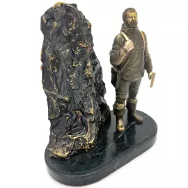 Сувенир бронзовый "Геологическая разведка"